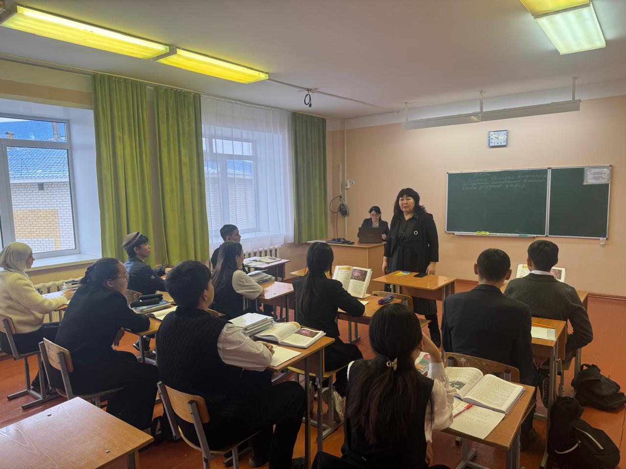 7 қараша күні “Геологиялық барлау колледжі” мамандары 9 сынып оқушыларына кәсіби бағдар беру жұмыстарын жүргізді